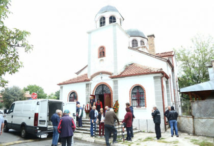 Агенцията за социално подпомагане дава по 375 лева на семействата на жертвите от Своге