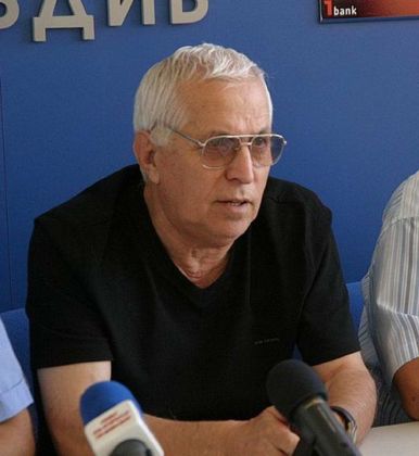 Ето как смачкаха фасона на армията