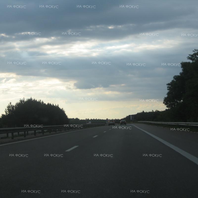 АПИ: Временно е ограничено движението в активната лента при км 31 на АМ 