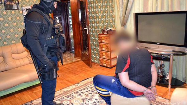 Невръстни бандити ограбиха магазин в Първомай