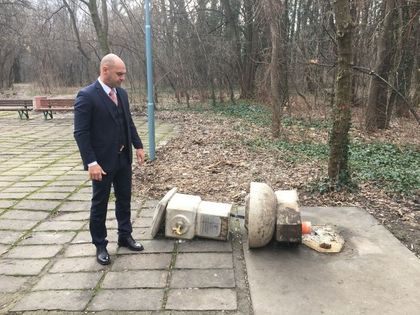 Възстановиха счупената чешма в парк „Лаута“