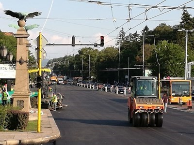 Край на нервите и задръстванията, отварят Орлов мост от днес