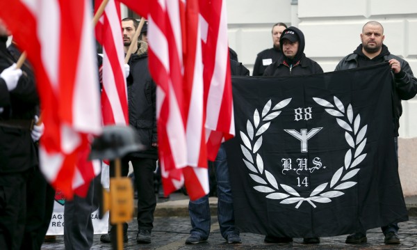 Германия – все по-дясна, все по-радикална