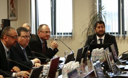 ВСС отговори на ГЕРБ: Ако напуснем, вие ще патите