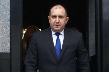 Президентът Радев освободи началника на кабинета си Иво Христов