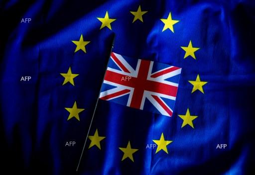 The Daily Express: Удар по Брекзит: Рааб, Дейвис и Фостър предлагат алтернативен план без „отровните хапчета“ на Мей