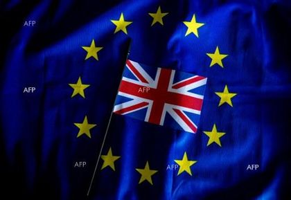 The Daily Express: Удар по Брекзит: Рааб, Дейвис и Фостър предлагат алтернативен план без „отровните хапчета“ на Мей