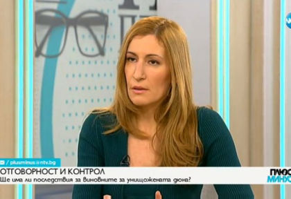 Министър Ангелкова с нови данни за разкопаването на дюните на