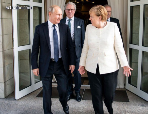 Меркел и Путин 