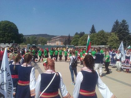 За шеста поредна година Перник ще стане център за среща на любителите на българските народни хора