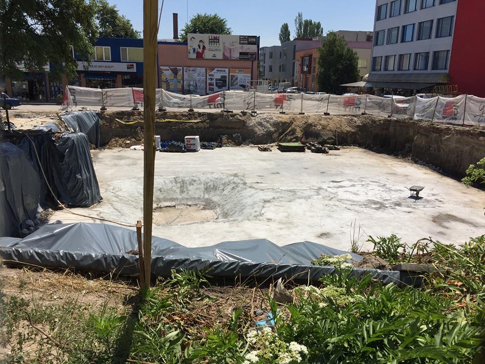 Пловдив вече няма корени. 8000 години бяха изринати с багери и залети с бетон (ВИДЕО/СНИМКИ)