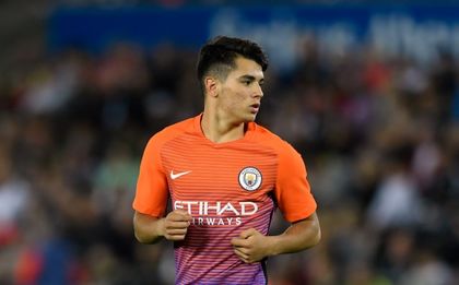 Млад испански нападател подписа първи договор с Ман Сити