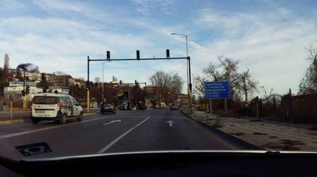 Моторист издъхна след катастрофа по пътя за Златни пясъци
