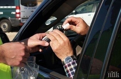 След цяла нощ пиене Христо седна зад волана, ченгетата не му простиха