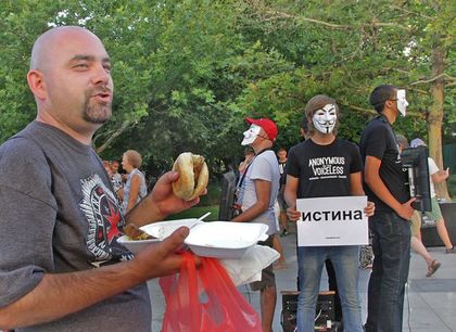 Вегани: Ядете пилета, които могат да броят до 10