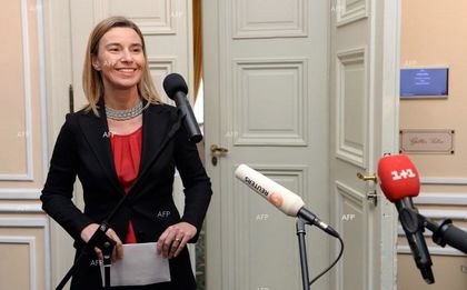 New Europe: Федерика Могерини изключи европейска подкрепа за евентуална военна ескалация във Венецуела