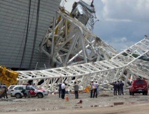 40 души загинаха след срутване на електроцентрала в Китай
