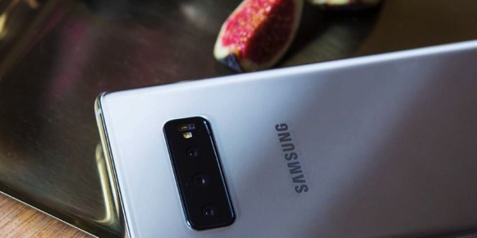 Samsung Galaxy S10+ ще има 12 GB RAM и керамичен заден панел