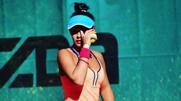 Стаматова е на полуфинал на двойки в Анталия