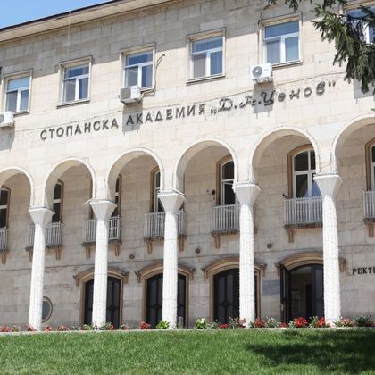 Велико Търново: Появен е интерес за стажантско партньорство със Стопанска академия - Свищов