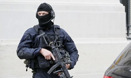 Абдеслам превозил поне 10 терористи към Франция и Белгия