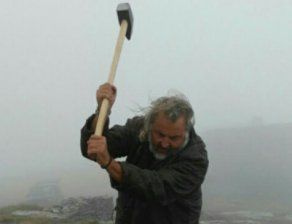 Македонецът, унищожил наш паметник: Българите маркират територия като кучета
