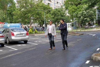 Платеното паркиране пред блоковете - с електронна система като в детските градини