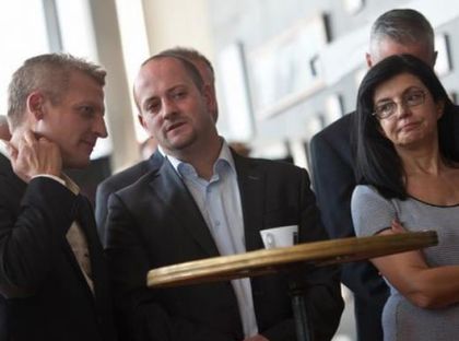 Петима от РБ бистрят споразумението с ГЕРБ