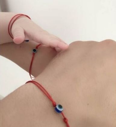 Носите червен конец против уроки? А знаете ли на коя ръка трябва да бъде, какво значи и защо точно този цвят?