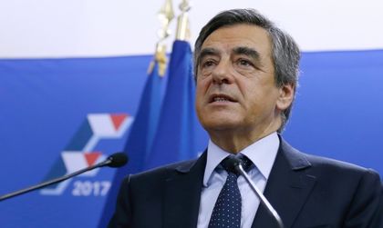 Фийон с първа победа по пътя към Елисейския дворец