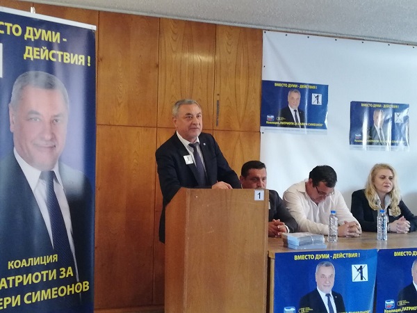 Европейски избори 2019: Валери Симеонов в Асеновград: Показахме с действия как може да бъде въведен ред в гетата