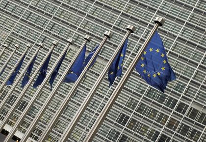Reuters: ЕК предупреждава България за схемите за продажба на паспорти