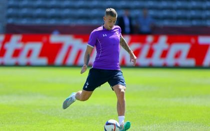 Тотнъм без Алдервейрелд и срещу Челси