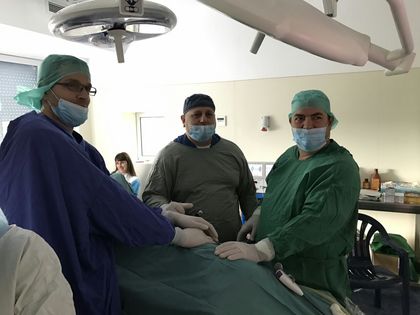 Уролози в УМБАЛ „Пловдив“ спасиха бъбрека на пловдивчанин с виртуозна лапароскопия