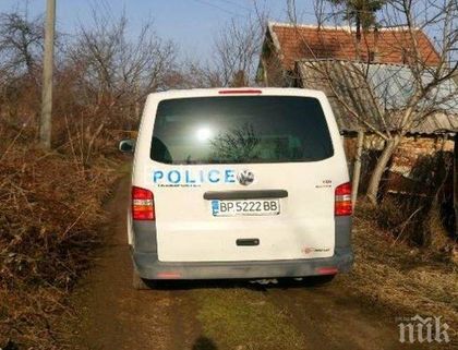 Нов труп във Враца! Откриха разложено тяло в абонатна станция