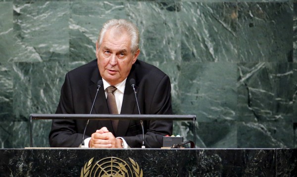 Чехия в еврозоната – може, но ако Гърция не е там