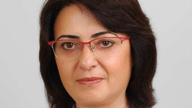Почетният консул на Германия си забрави очилата в такси, търси ги