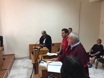 Перата иска на свобода