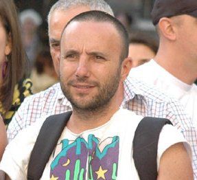 Пак скандал в културата – Община Пловдив плаща командировка в чужбина на Асен Асенов