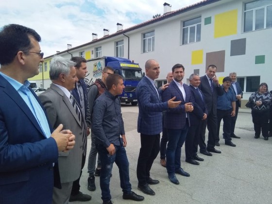 Европейски избори 2019: Цветан Цветанов и кандидатите за евродепутати Андрей Новаков и Асим Адемов посетиха Професионалната гимназия по механизация на селско стопанство в Разлог