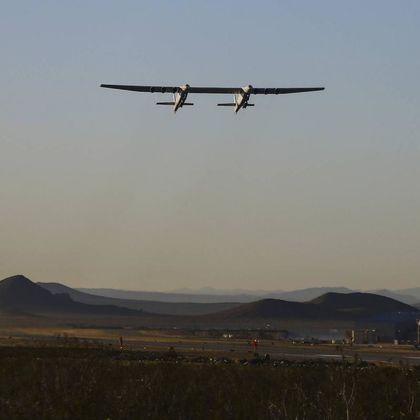 ТАСС: От Stratolaunch Systems разкриха подробности за първия полет на най-големия самолет на света