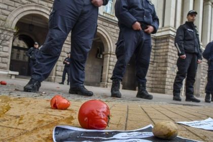 Шествие с искане за оставката на правителството