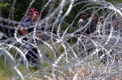 МКД: България засили граничните патрули за защита от мигрантите в Гърция