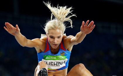 Клишина се класира за финала на скок дължина