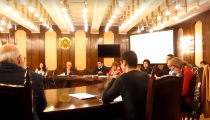 Ще прецакат ли референдума общинарите на Русе?