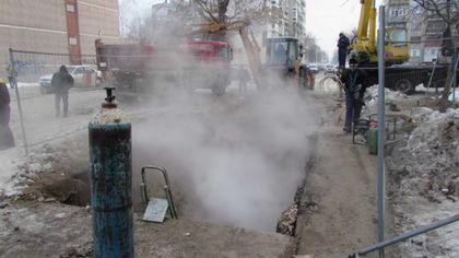 ГОЛЯМА АВАРИЯ! Гръмна топлопровод в София, няколко квартала са на студено