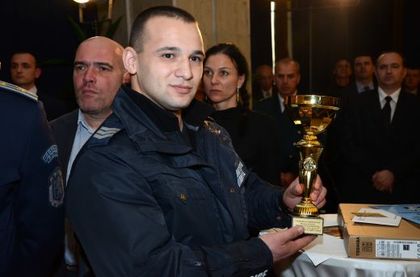Ченге от Пловдив стана „Полицай на годината“ (СНИМКИ)