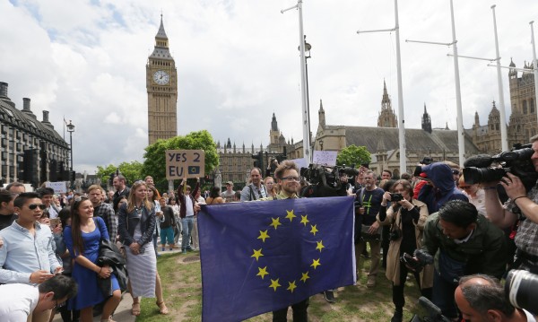 Няма да внасяме по-висока вноска в ЕС заради Brexit-а