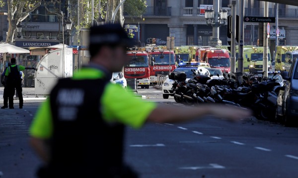 Дрис Укабир наел микробуса-убиец от Барселона. Задържаха го