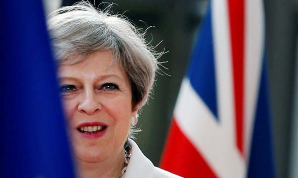 Консерватори в Лондон: Тереза Мей трябва да подаде оставка